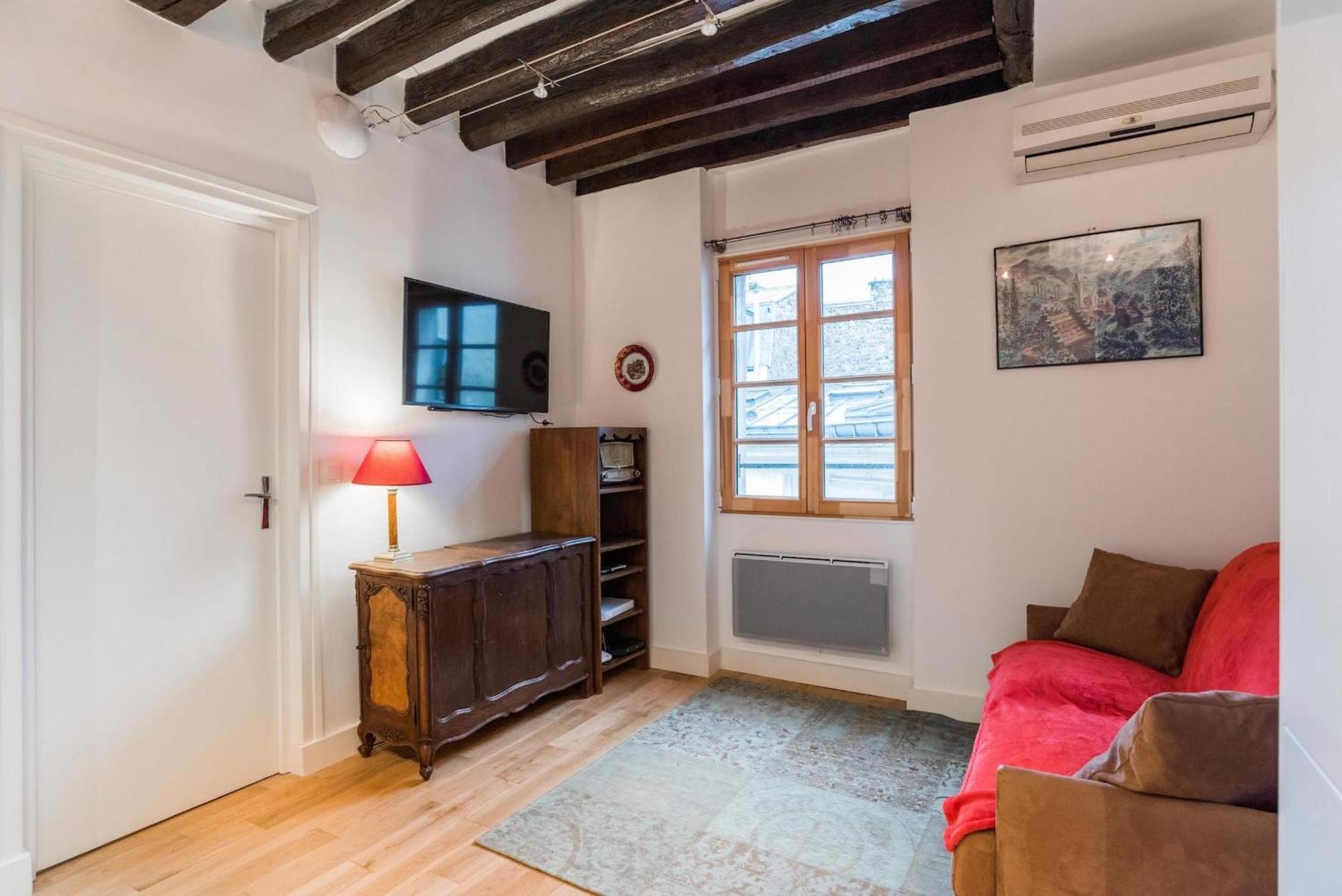 Le Marais & Square Du Temple - Cityapartmentstay Appartement Parijs